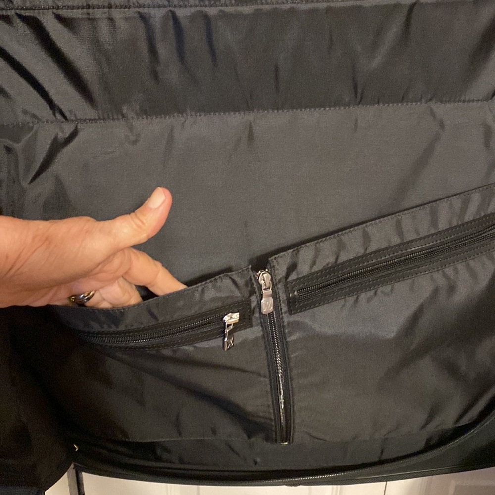 Louis Vuitton Taiga Leather Gibeciere Garment/Travel Bag W/COA - Picture 11 of 17